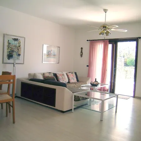 Arcada Villa *