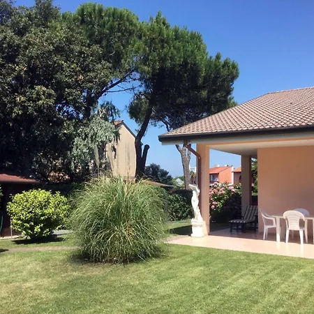 Arcada Villa Caleri
